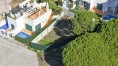 Vila s  pozemkem pro další výstavbu u golfu na prodej, Vale do Lobo, Algarve.