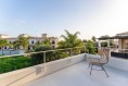 Fantastická moderní vila na prodej s bazénem a krásným výhledem, Santa Bárbara de Nexe, Algarve
