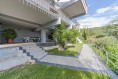 Moderní vila s výhledem v Camaiore