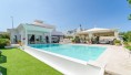 Exkluzivní vila s bazénem a lázněmi v Olbia