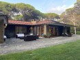 Rozložitá vila v luxusním rezortu v Roccamare