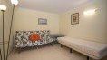 Elegantní řadová vila s bazénem v soukromém kondominiu na prodej, Vilamoura, Algarve