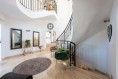 Moderní vila s bazénem 500m od pláže na prodej, Luz, Algarve