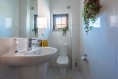 Moderní vila s bazénem 500m od pláže na prodej, Luz, Algarve