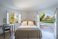 Nádherná luxusní vila s bazénem obklopená zelení na prodej, Lagos, Algarve