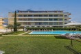 Vily a apartmány ve špičkovém areálu s bazény, nedaleko pláže, na prodej, Vilamoura, Algarve