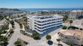 Nové apartmány 300m od pláže, s bazénem a posilovnou na prodej, Porto de Mos, Algarve