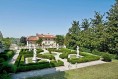 Nádherný zámek s parkem  Monzambano
