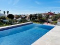 Samostatná vila s bazénem na prodej, Fuengirola