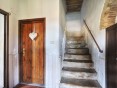 Kamenný statek k rekonstrukci na prodej, Montecatini Val di Cecina