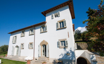 Historická vila po rekonstrukci na prodej neleko Florencie