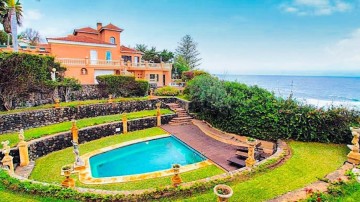Luxusní vila přímo u moře na prodej, Tenerife