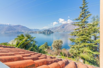 Elegantní apartmán u jezera Lago di Como na prodej, Pina