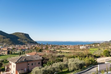 Apartmán s výhledem na jezero Garda