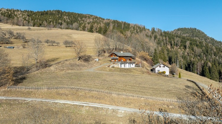 Velký dům na prodej bez povinného pronájmu, Murtal