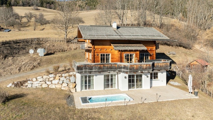 Velký dům na prodej bez povinného pronájmu, Murtal