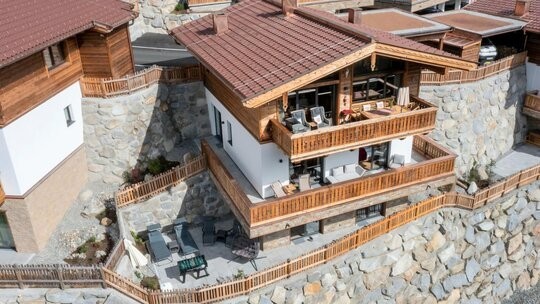 Luxusní ski-in ski-out chalet na prodej, Neukirchen