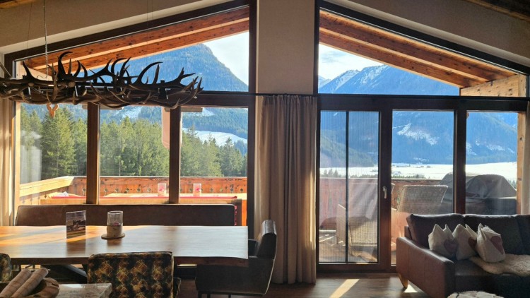 Luxusní ski-in ski-out chalet na prodej, Neukirchen