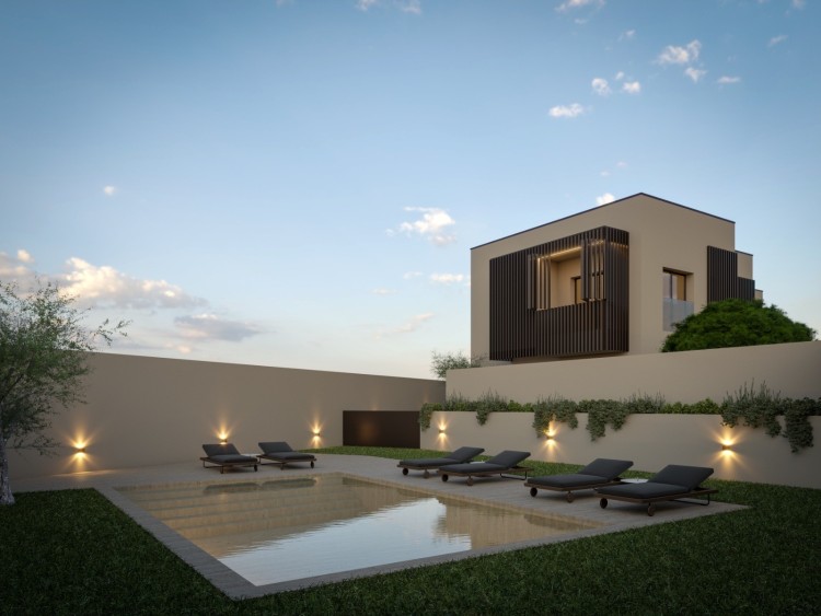 Luxusní, moderní vila s bazénem, zahradou a střešní terasou na prodej, Alvor, Algarve