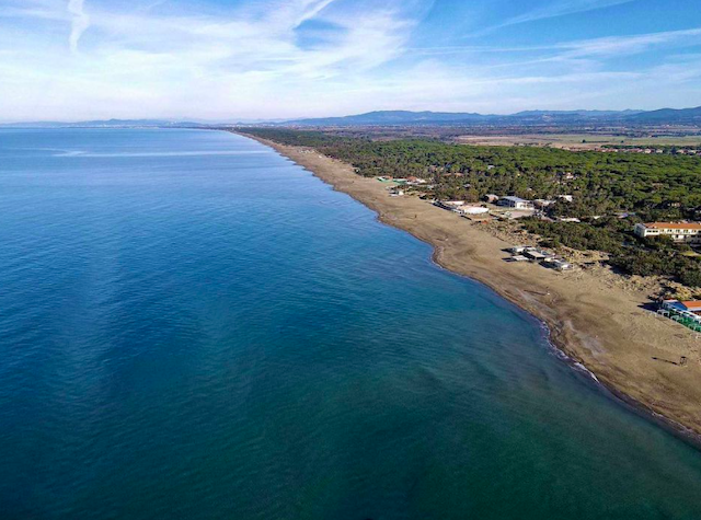 Dům se zahradou jen 200m od pláže v Marina di Castagneto Carducci