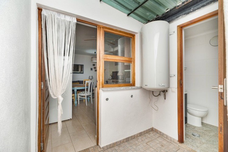 Dům v centru malebné vesničky v pěší vzdálenosti od pláže na prodej, Alvor, Algarve