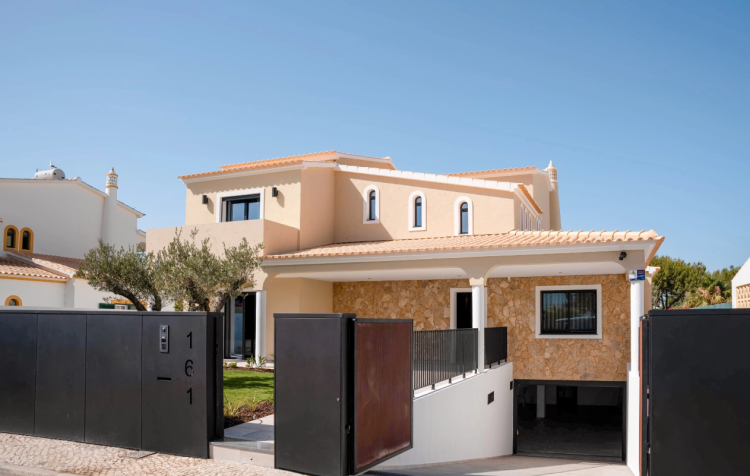 Luxusní vila Algarve na prodej u moře