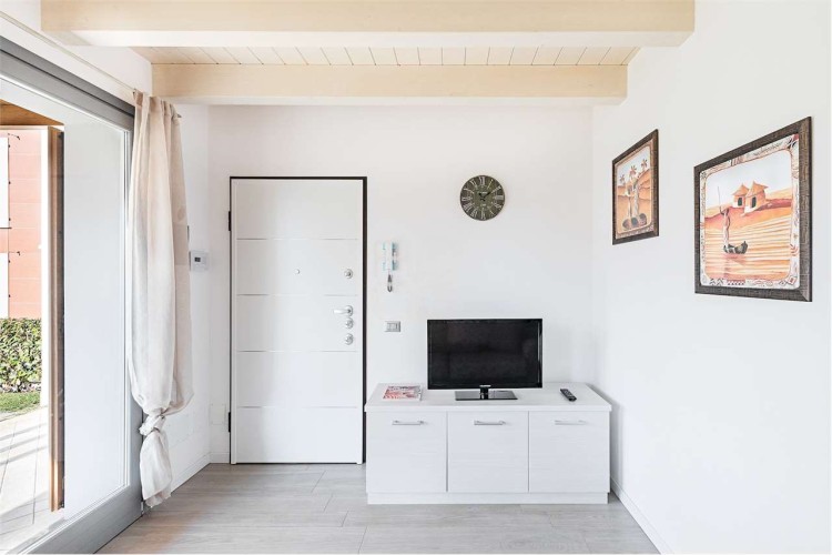 Exkluzivní apartmán na břehu jezera v Castelnuovo del Garda  na prodej
