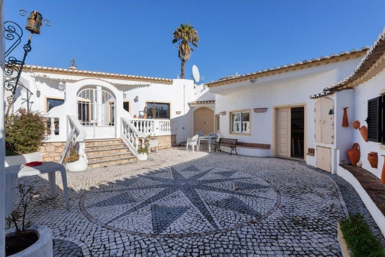 Výjimečná nemovitost s výhledem na moře blízko pláže Praia da Luz na prodej, Algarve