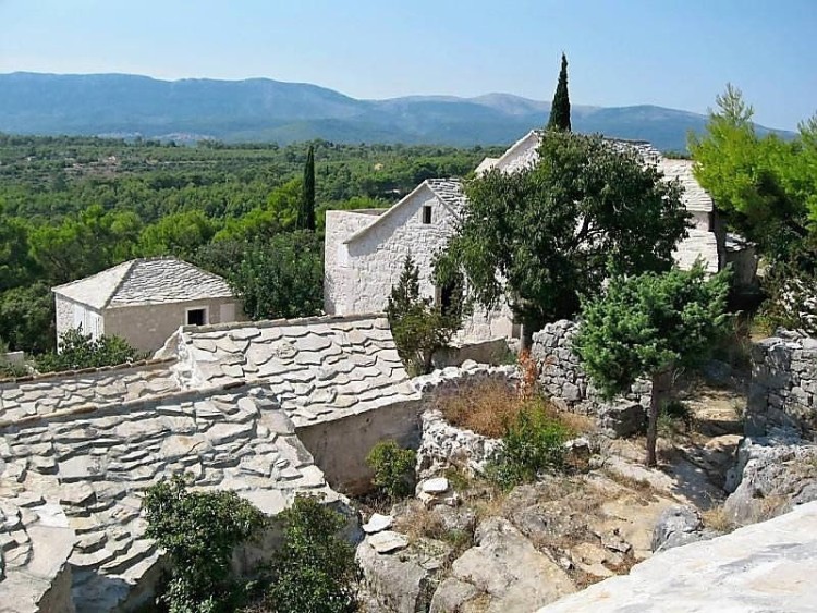 Kamenná vila s výhledem na moře, Hvar