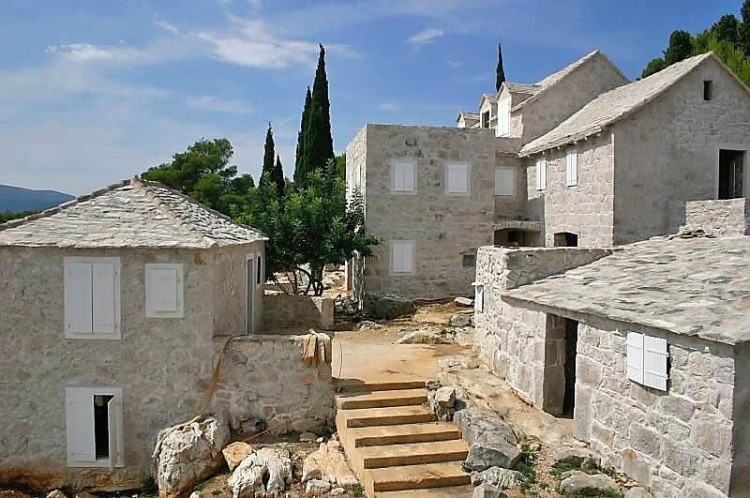 Kamenná vila s výhledem na moře, Hvar