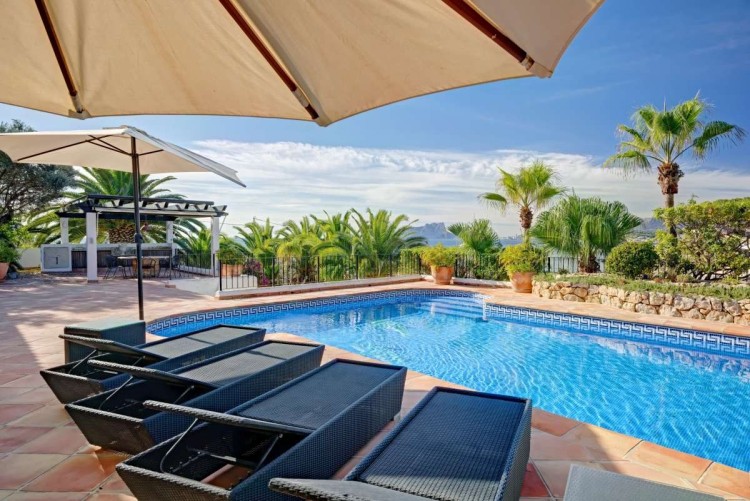 Vila na prodej s výhledem na moře, Moraira