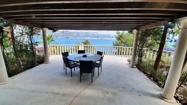 Krásný dům na prodej u moře, Trogir/Čiovo