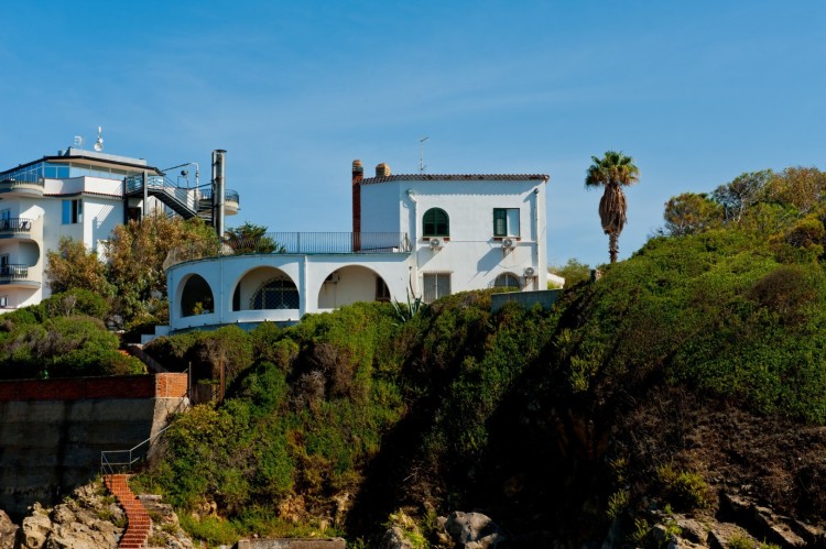 Byty a domy na prodej Sicílie