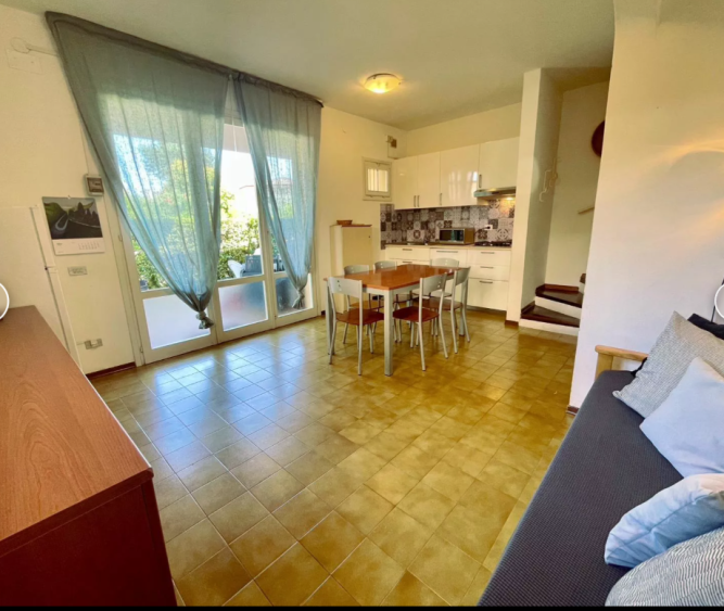 Vilka v rezidenci s bazénem na prodej, Porto Santa Margherita