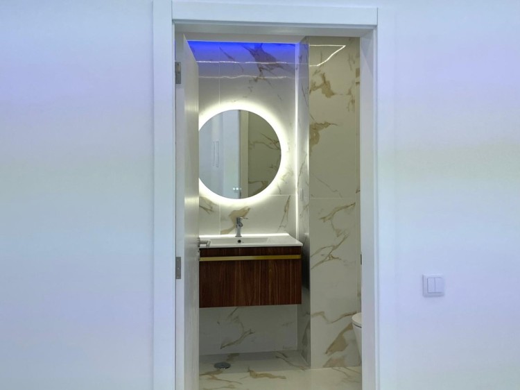 Moderní apartmán 50m od pláže s výhledem na moře na prodej, Algarve