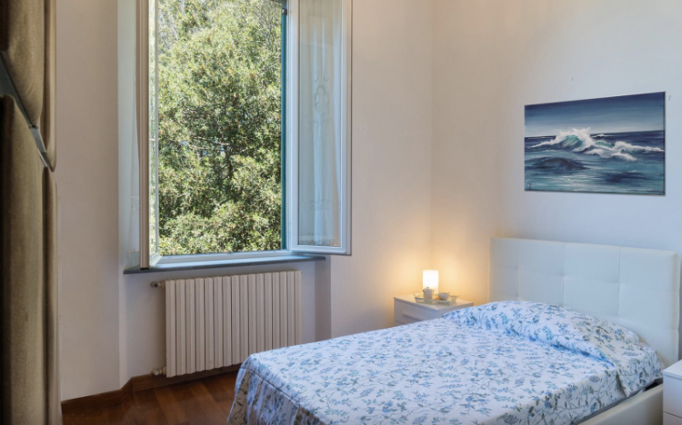 Šarmantní vila pár kroků od moře na prodej v Toskánsku