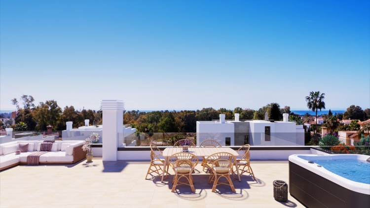 Nová luxusní vila s bazénem a zahradou na prodej, Costa del Sol