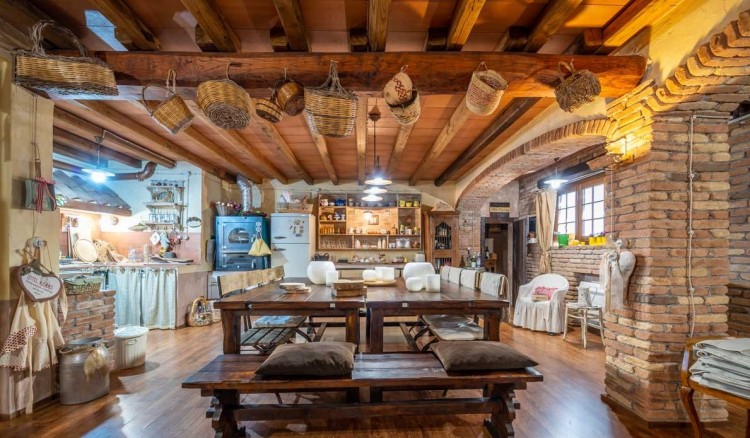 Exkluzivní vila s bazénem a lázněmi v Olbia