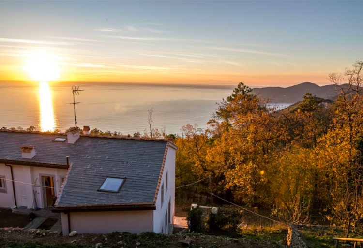 Světlý apartmán v nadčasovém stylu v Cinque Terre