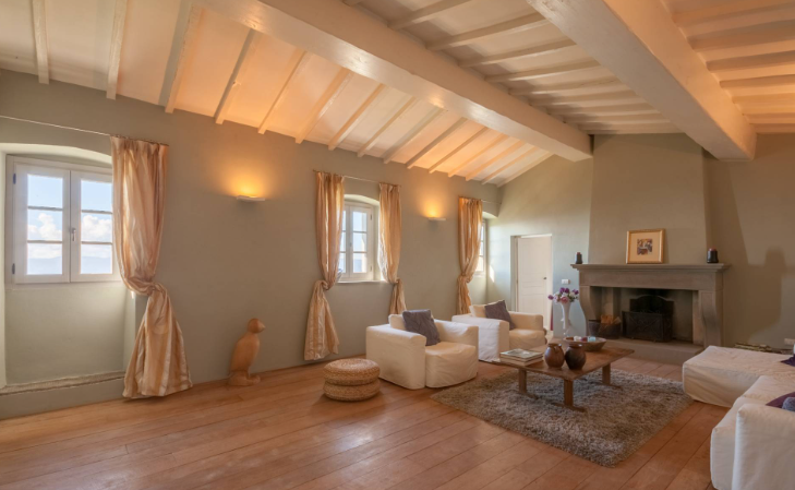 Historická vila po rekonstrukci na prodej neleko Florencie