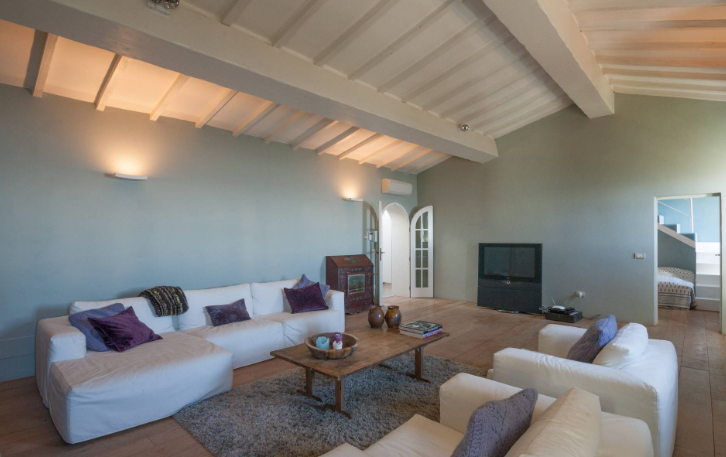 Historická vila po rekonstrukci na prodej neleko Florencie