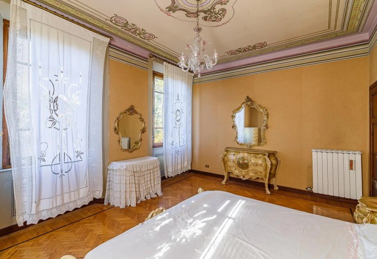Luxusní historická vila na prodej v Camaiore