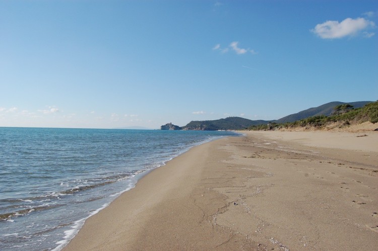 Rozložitá vila v luxusním rezortu v Roccamare