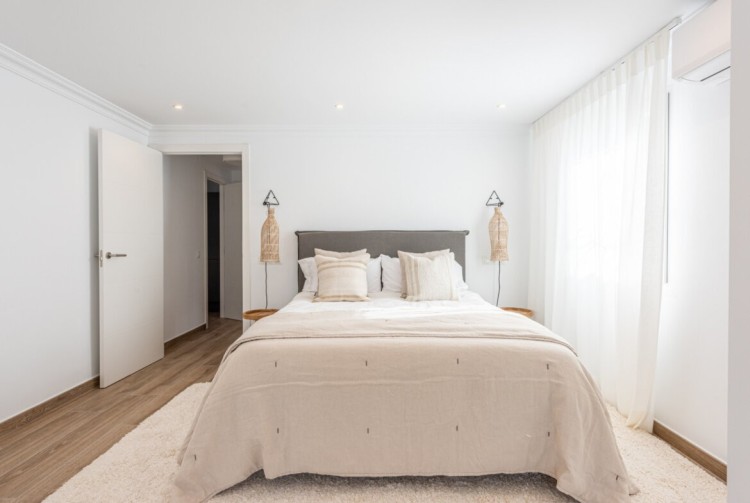 Krásná vila na prodej v Nueva Andalucia, Estepona