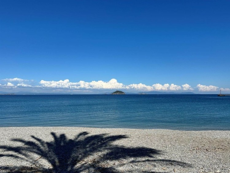Krásný byt na prodej s výhledem na moře, Cavo, Elba