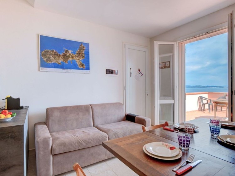 Krásný byt na prodej s výhledem na moře, Cavo, Elba