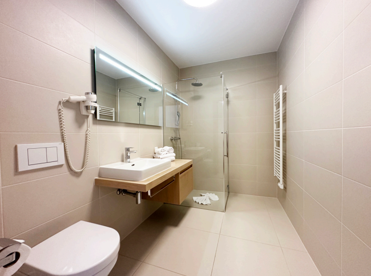 Apartmány s výhledem v rezidenci s bazénem a spa, Schladming