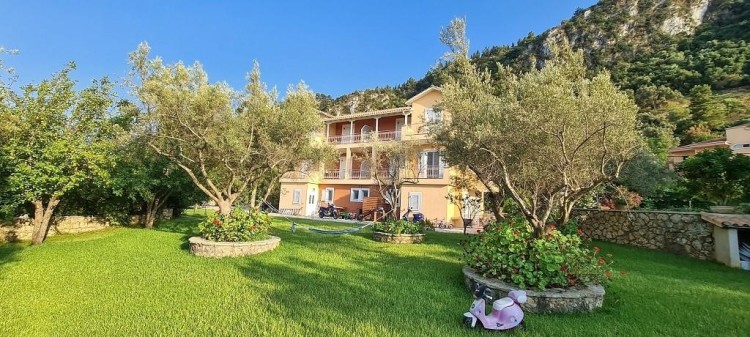 Apartmánový dům na prodej Lefkada