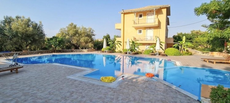 Apartmánový dům na prodej Lefkada