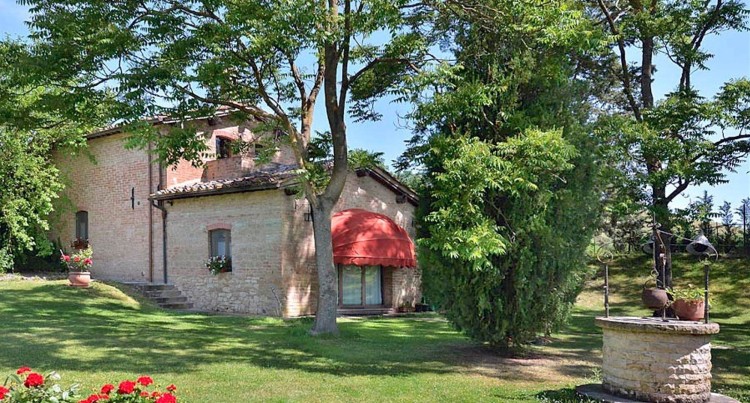 Krásná toskánská vila na prodej nedaleko Sieny